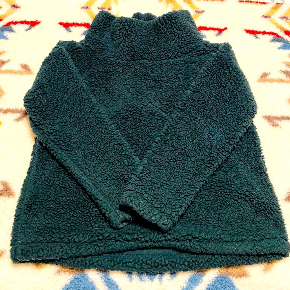 Women’s Turtle Neck teddy Sweater 💚